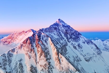 Proč Mount Everest každým rokem roste?