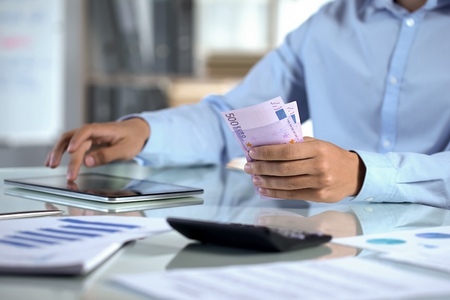 Rychlé peníze: Jak půjčka ihned mění pohled na finance i návyky?