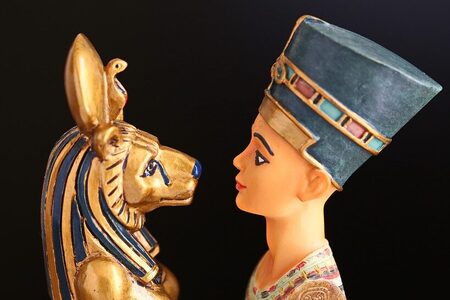 Záhada Kleopatřiny smrti: Proč se nevěřilo, že ji zabila kobra?