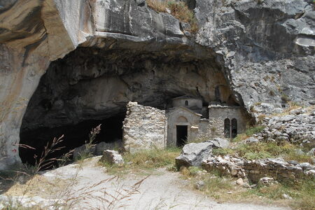 Davelisova jeskyně: Obývají zdejší prostory duše zemřelých?