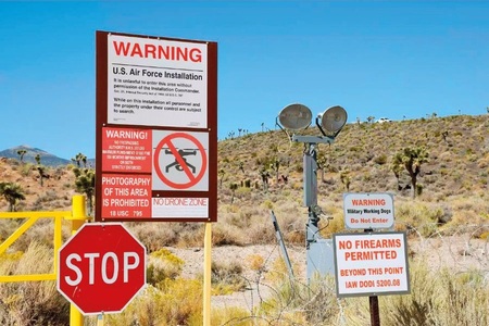 Má v Oblasti 51 kancelář tajemné uskupení Majestic 12?