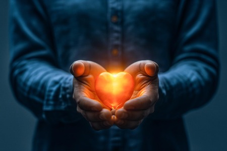 Může transplantace změnit osobnost? Dva muže s jedním srdcem potkal stejný osud