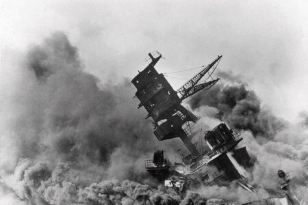 Věděli Američané o útoku na Pearl Harbor dopředu?
