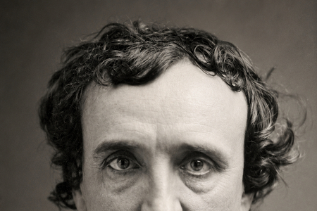 Otázky nad smrtí velkého spisovatele: Jak a proč vlastně zemřel Edgar Allan Poe?