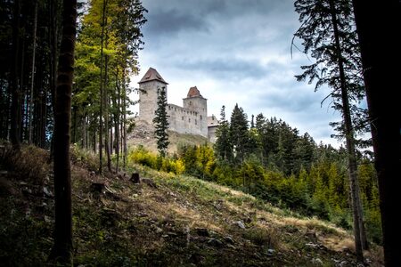 Majestátní Kašperk: Je to nejstrašidelnější hrad Česka?