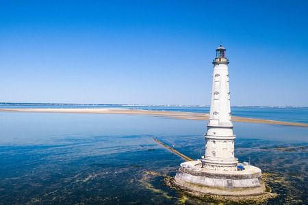 Cordouan: Udivoval král majáků luxusem i technikou?