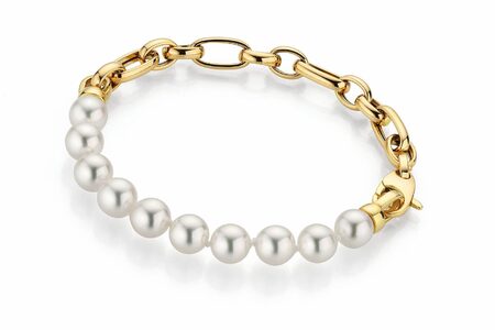 Perly jako symbol ženské elegance