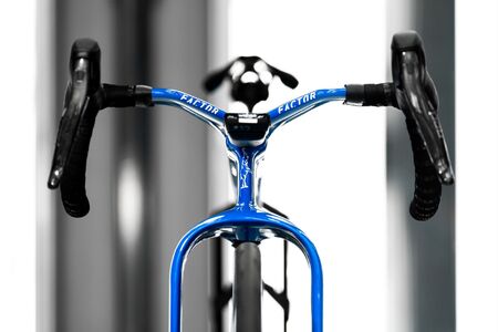 Factor ONE s Bugatti vytvořili hyper kolo