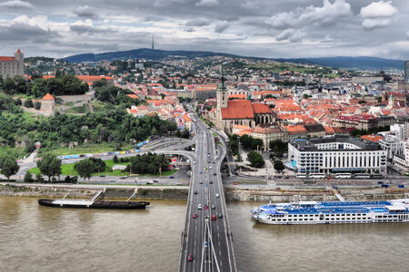 Bratislava: Město, kde neexistují hranice mezi historií a současností