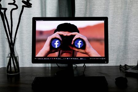 Živé vysílání násilí na Facebooku: Šokující případ ze Švédska