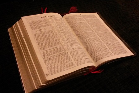 Viděl někdy někdo Boha? Biblické rozpory ve zjevení Hospodina