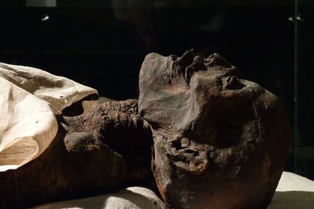 Nejlepší středověký lék na bolest hlavy? Prášek z egyptských mumií