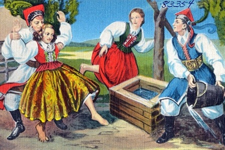 Nejkurióznější velikonoční zvyky: Hon na čarodějnice, létající hrnce i polévání vodou