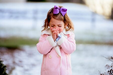 Hepčí! Co jste netušili o kýchání?