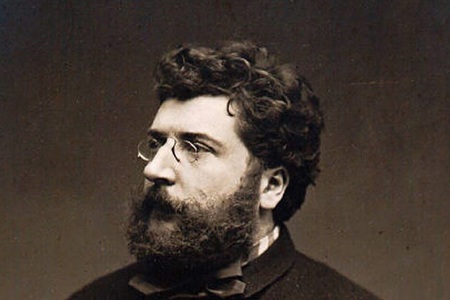 Georges Bizet: Jak utišit žal? Sexem! Výsledek? Dítě se služebnou…