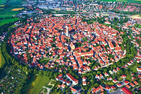Nördlingen: Kráter pro město vyhloubil meteorit