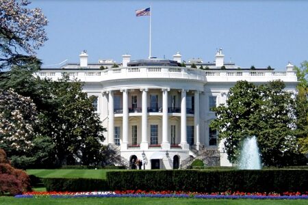 Bílý dům se s Trumanem ve vaně málem zřítil