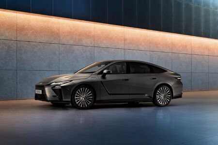 Nový sedan Lexus ES pro novou éru