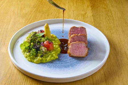 Svěží vítr ve Vinograf Wine bar & Restaurant