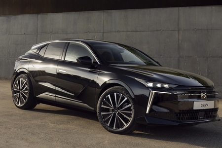 DS Automobiles nabízí N°4 už i v České republice