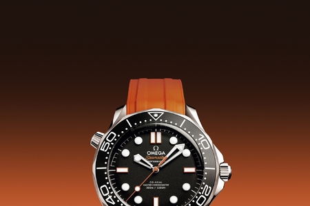 Nové hodinky Omega Seamaster Diver 300M: Oranžový symbol hloubek