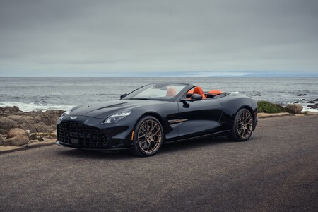 Aston Martin oslaví 75 let v Americe na Monterey Car Week