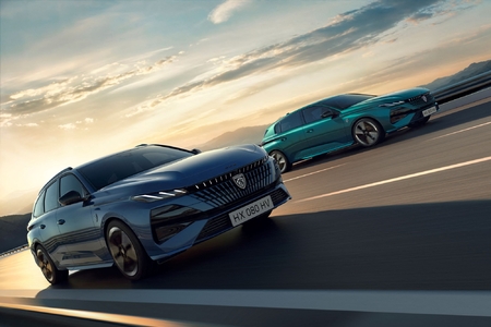Nový Peugeot 308 a 308 SW: francouzský šarm v moderní podobě