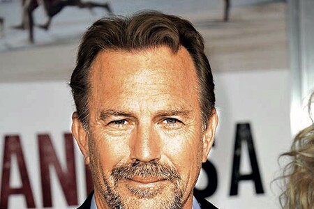 Costner stále ještě teskní po své bývalé manželce?