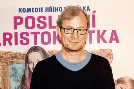 Mejdany za zády manželky Pechláta