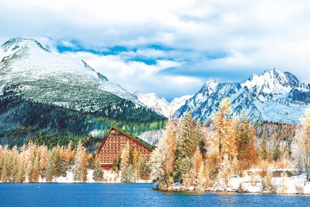 Ráj s kulisou štítů – Vysoké Tatry