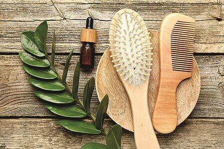 Už se zase mastí? Třeba za to může hřeben!