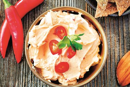 Pikantní sýrová pomazánka