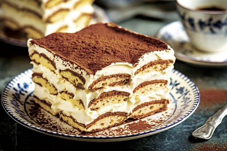 Tiramisu s mascarpone a kávou