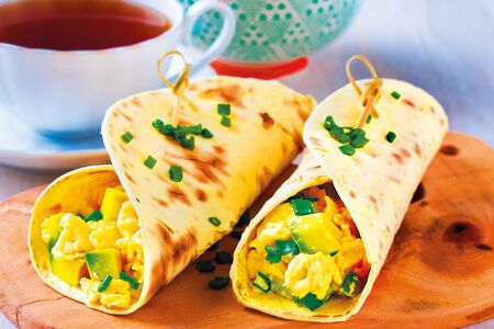 Tortilla plněná míchanými vajíčky podle Emmy Watson