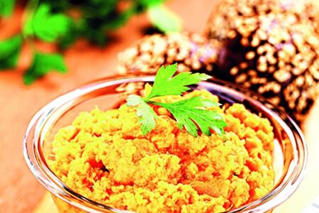 Batátová pomazánka s ořechy