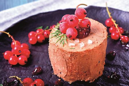 Jemná kachní paštika s vínem