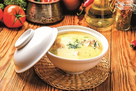 Netradiční hovězí polévka