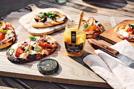 Grilované tousty s broskví