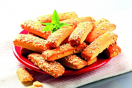 Slané tyčinky k zakousnutí